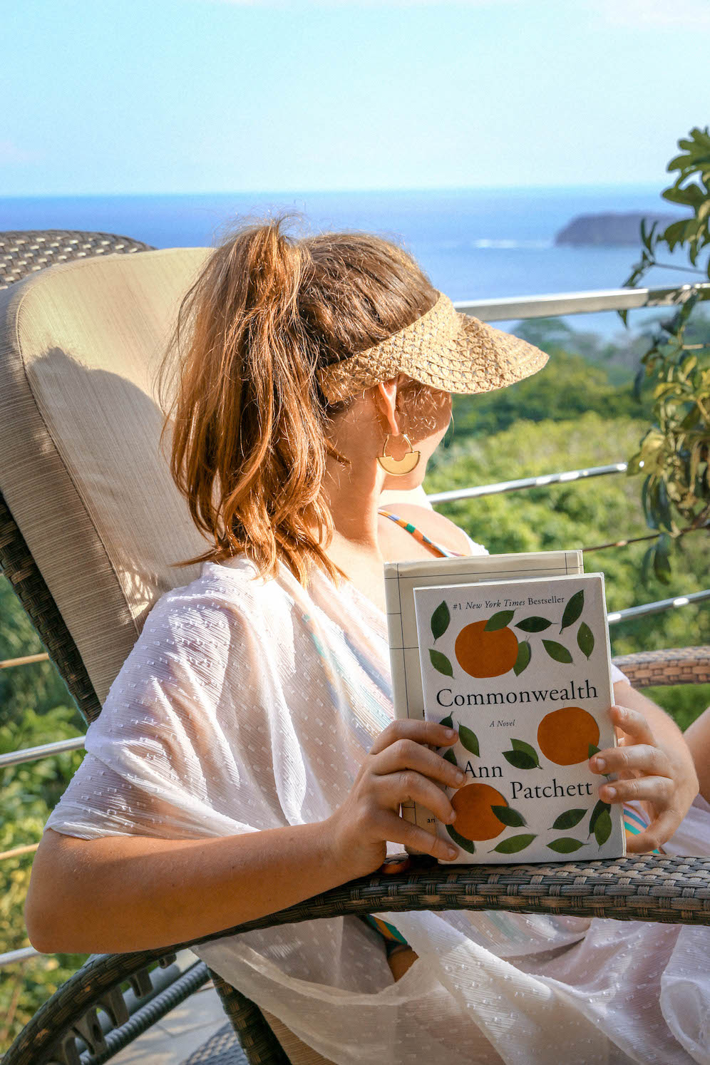 Romantic Books To Bring To The Beach This Summer The Coastal Confidence