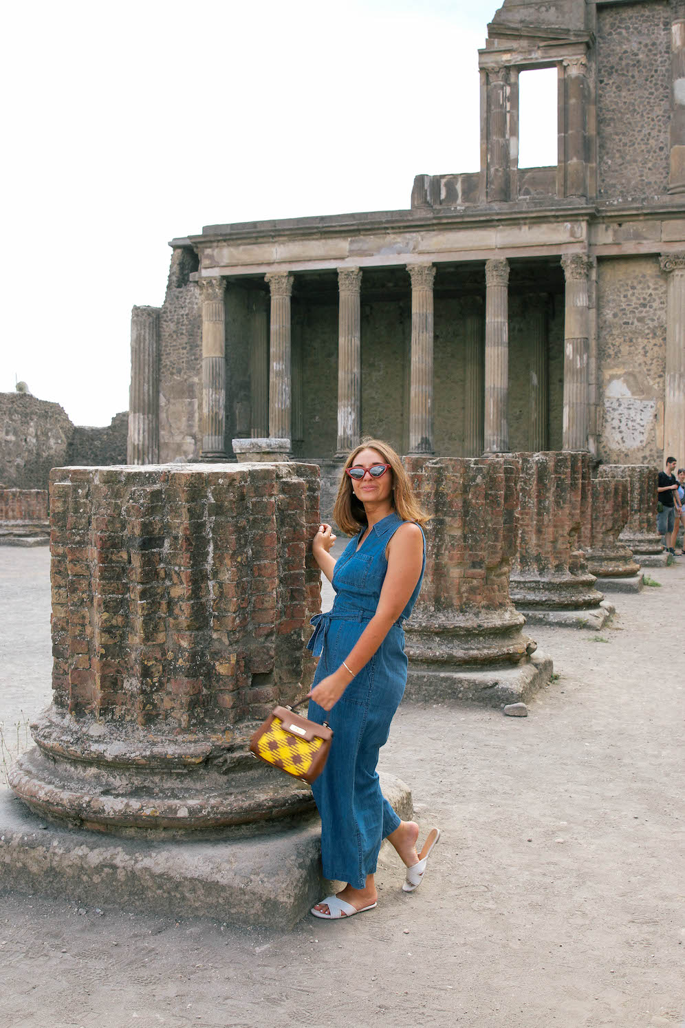 Visiting The Amafi Coast And Pompeii The Coastal Confidence Aubrey Yandow