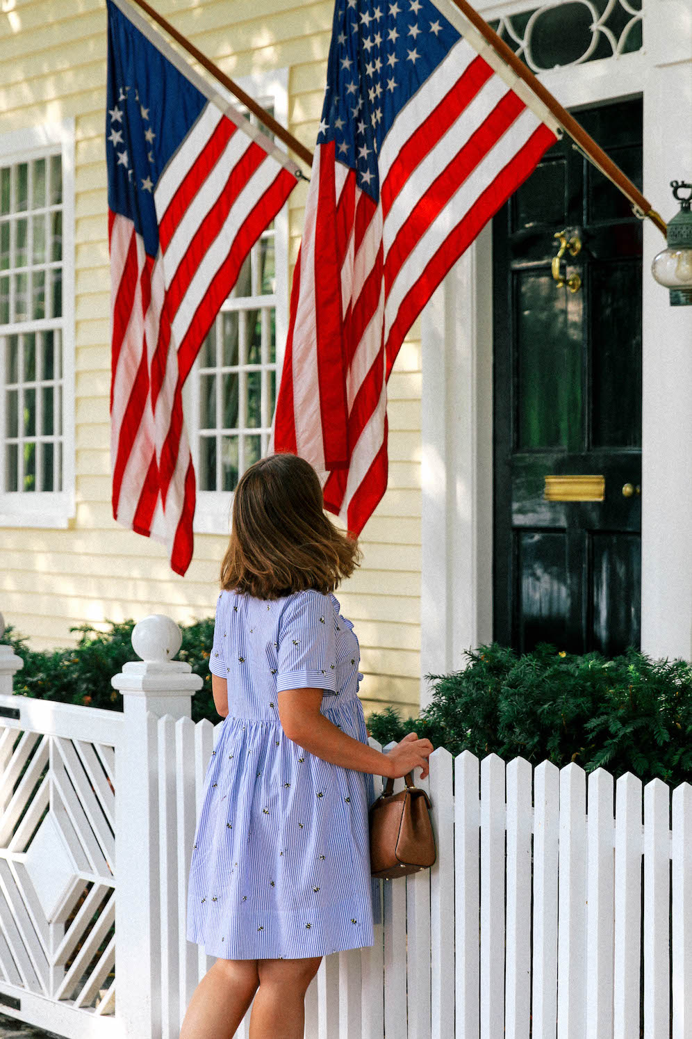 How To Up You Home's Curb Appeal With Flagpoles The Coastal Confidence Aubrey Yandow