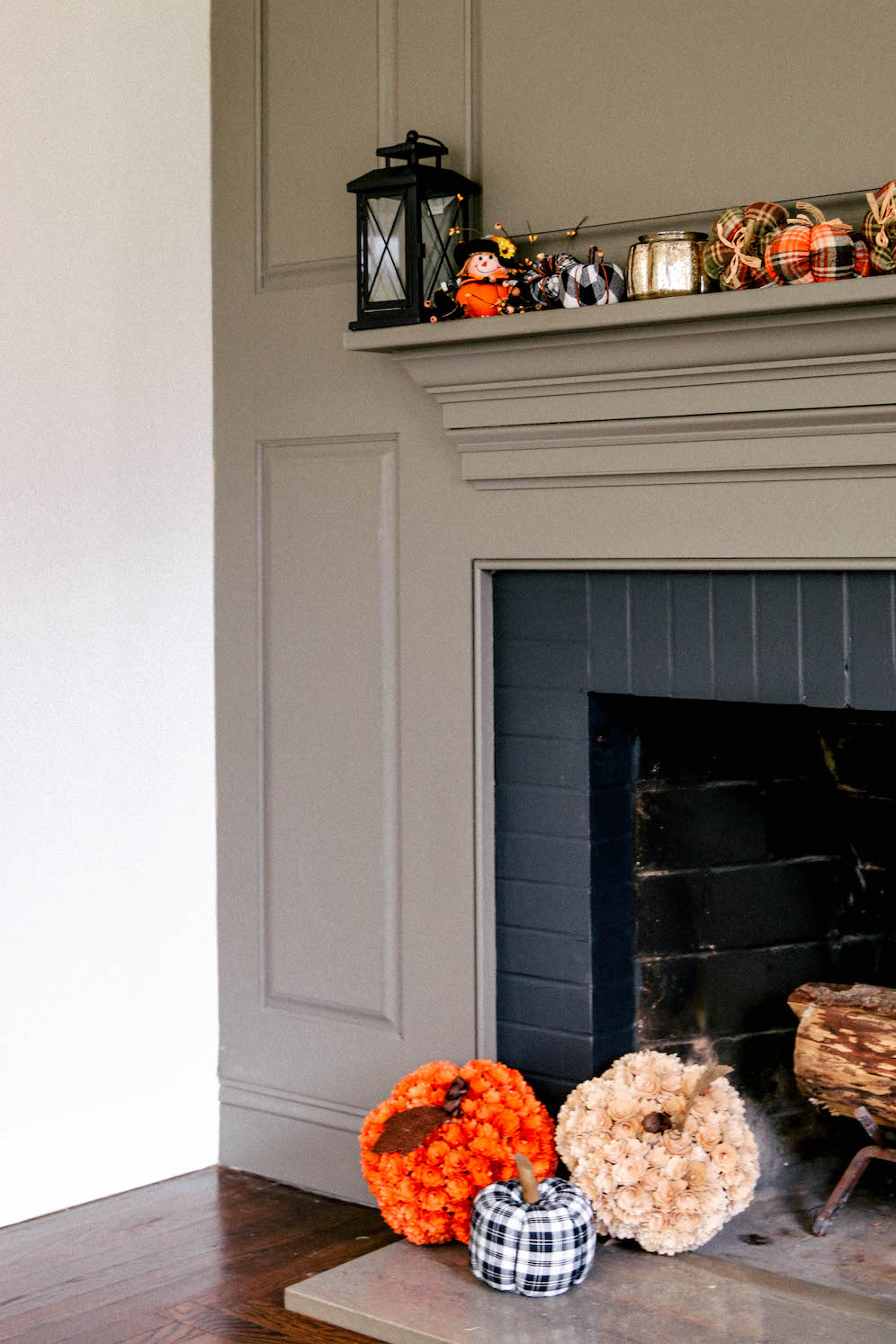 How To Affordable Decorate Your Mantel For Fall The Coastal Confidence Aubrey Yandow