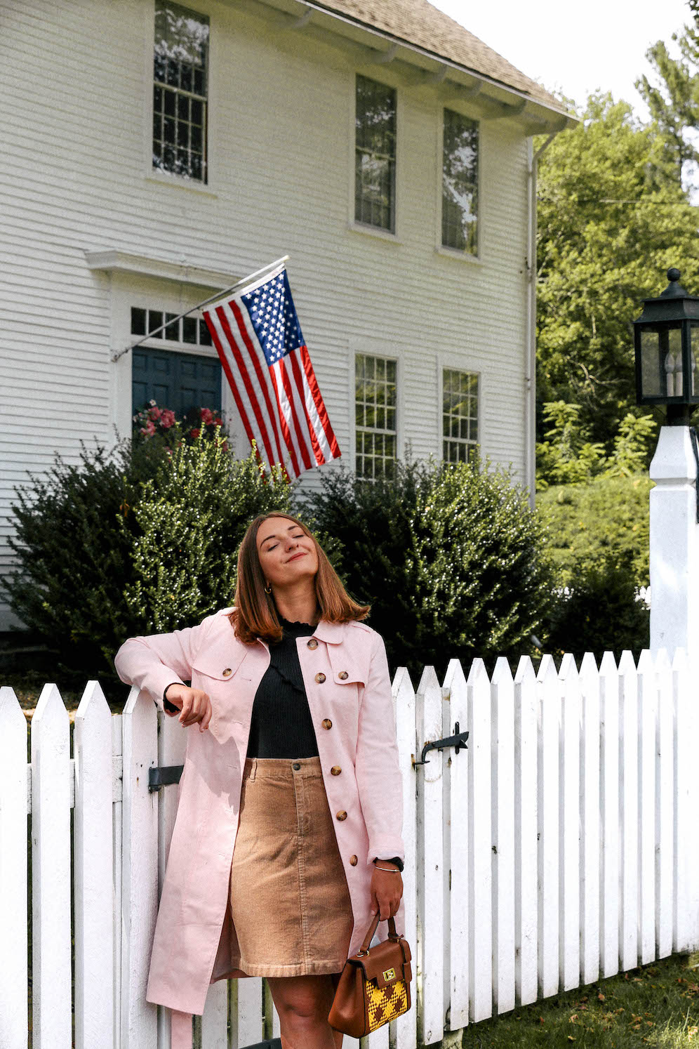 Hues of Pink For Pre-Fall In New England The Coastal Confidence Aubrey Yandow