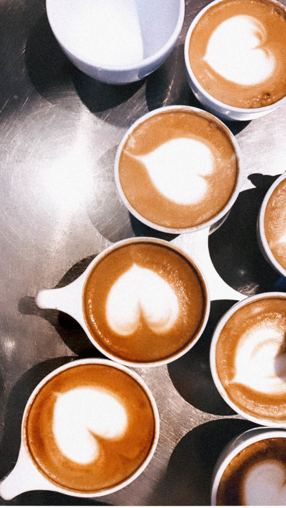 how to create a latte art heart